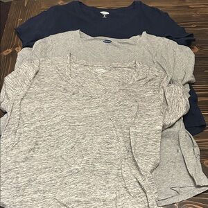 Old Navy Navy and Heather Gray T-Shirt Trio